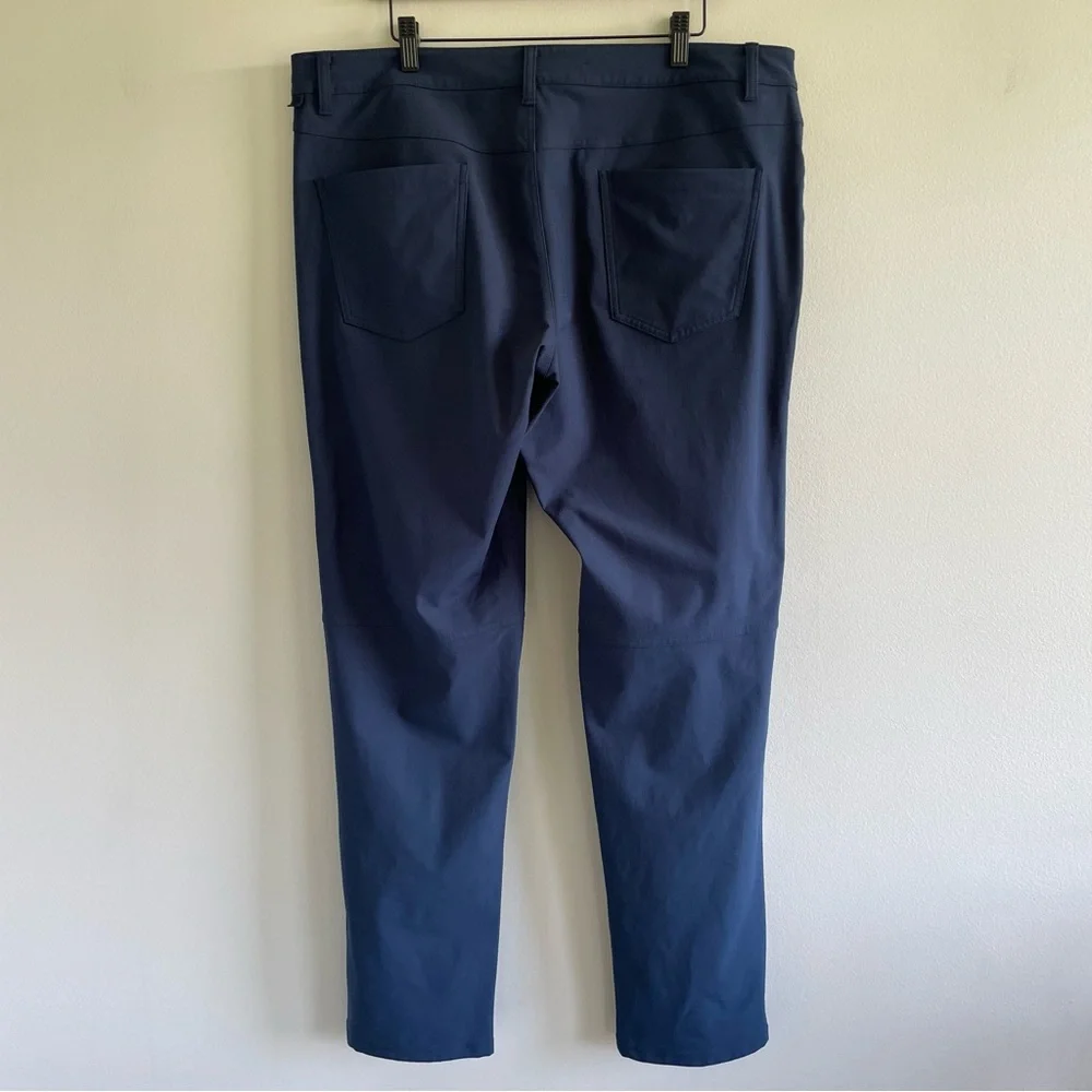 Lululemon Men's ABC Pant Classic Size 38 - Picture 3 of 7